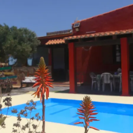 Warung * 拉哈雷斯