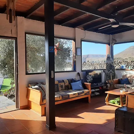 Warung * 拉哈雷斯