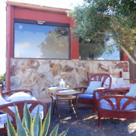 בית הארחה Warung *