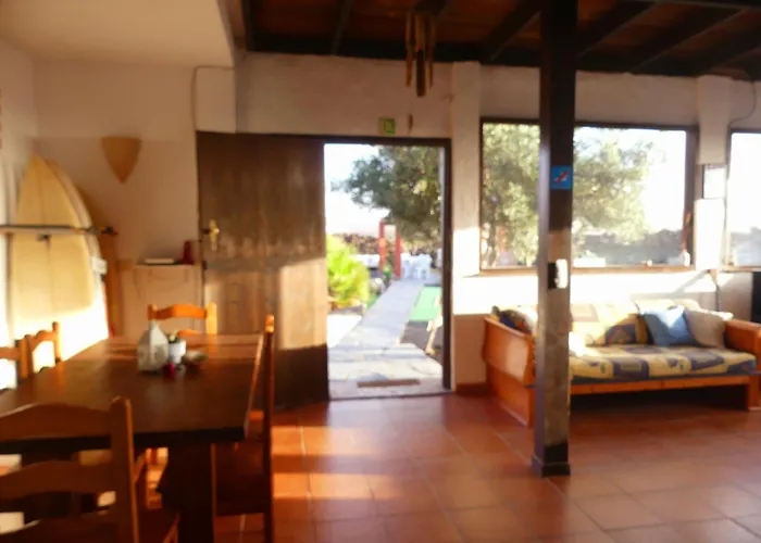 Warung Guest house Lajares